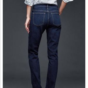 GAP Jeans- like new!